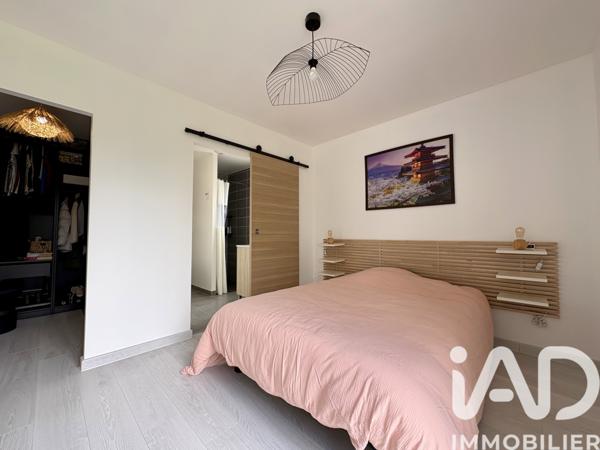 Maison à vendre 6 pièces 111 m² Saint-Pierre-d'Eyraud