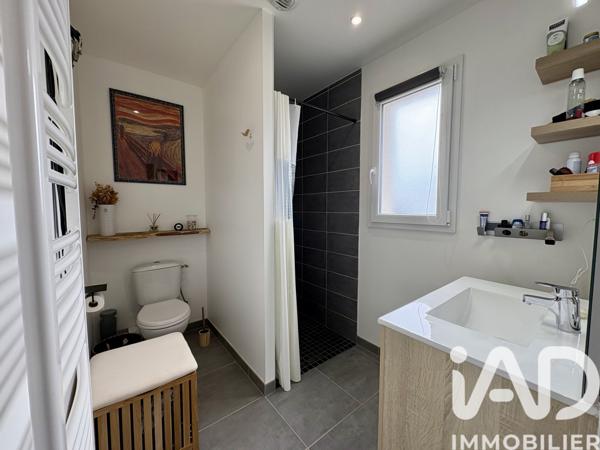 Maison à vendre 6 pièces 111 m² Saint-Pierre-d'Eyraud