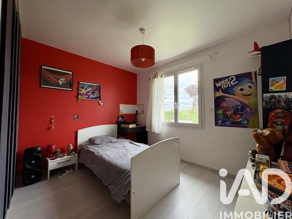 Maison à vendre 6 pièces 111 m² Saint-Pierre-d'Eyraud