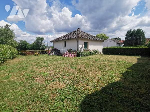 A visiter sans tarder, venez découvrir cette charmante maison avec son joli terrain sans vis à vis.