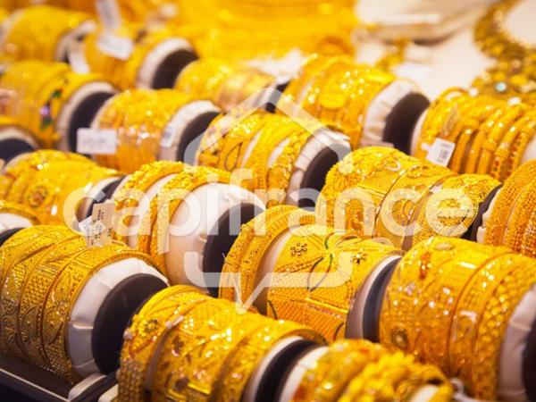 local commercial 1000m² sur parcelle 3500m² à vendre VINZELLES (71)