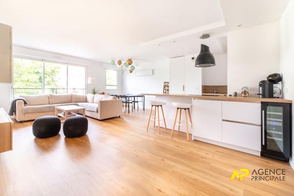Grand Appartement La Garenne Colombes 4 pièces 749 500 € **  - Référence  13951