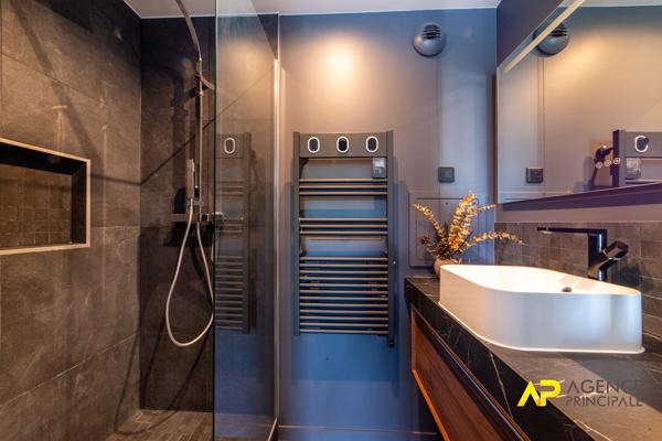 Grand Appartement La Garenne Colombes 4 pièces 749 500 € **  - Référence  13951