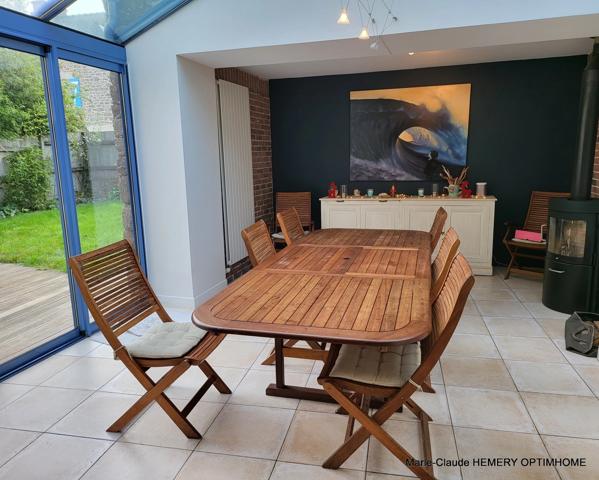 St Lunaire maison en pierre. Potentiel de 177m² sur jardin de 780m². 4 chambres et un bureau + annexe+ appentis