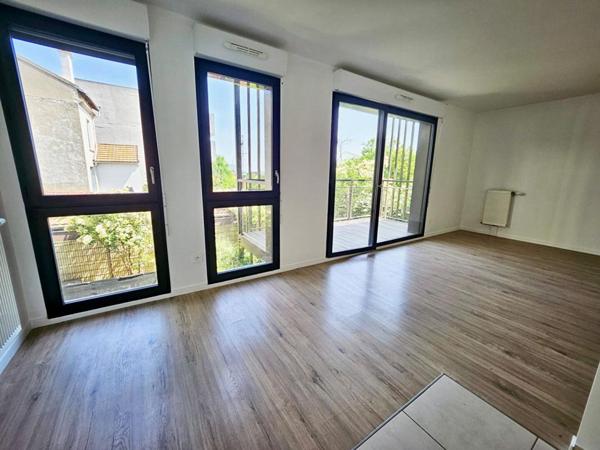 Appartement Montreuil 5 pièce(s) 94.40 m2