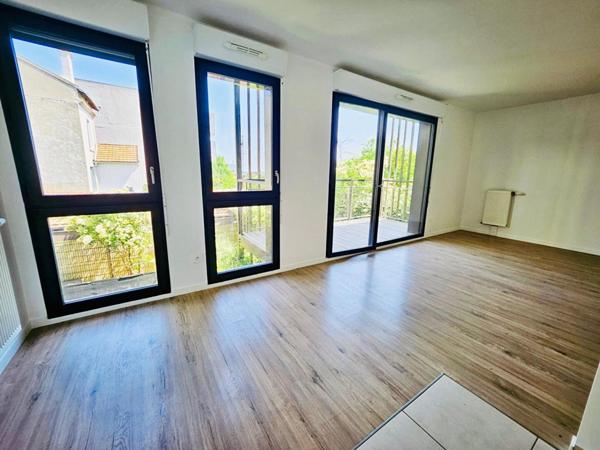 Appartement Montreuil 5 pièce(s) 94.40 m2