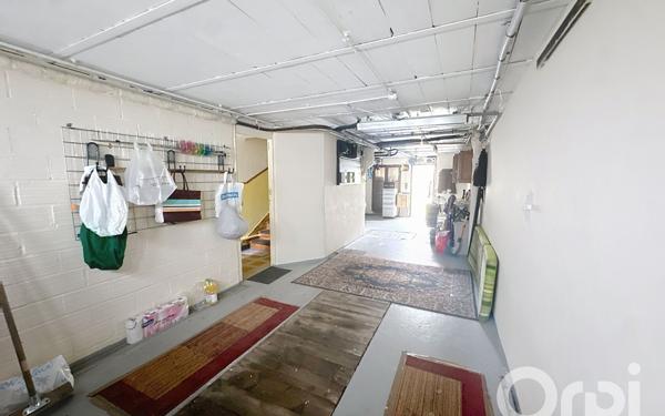 Immeuble à vendre    6 pièces • 97 m2 Clamart