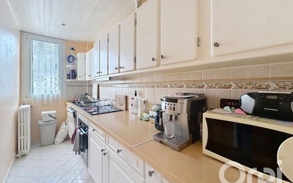 Immeuble à vendre    6 pièces • 97 m2 Clamart