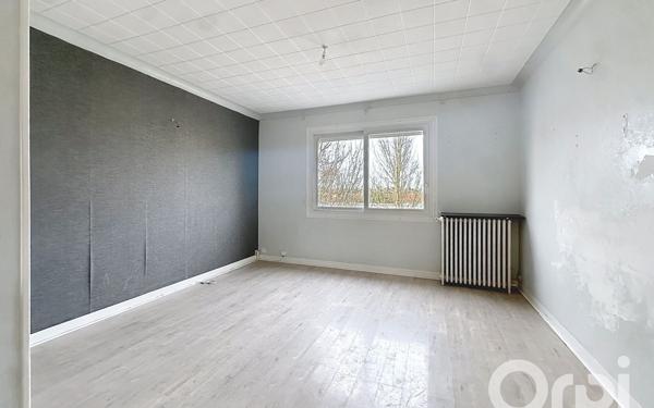 Immeuble à vendre    6 pièces • 97 m2 Clamart