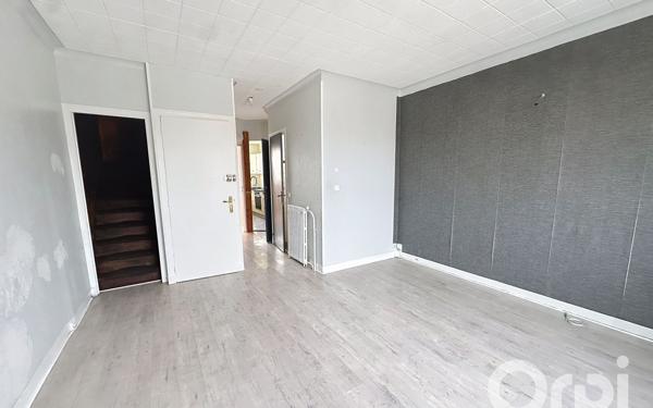 Immeuble à vendre    6 pièces • 97 m2 Clamart