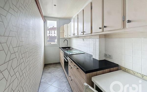 Immeuble à vendre    6 pièces • 97 m2 Clamart