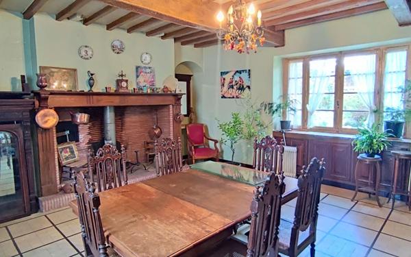 Maison à vendre    4 pièces • 156 m2 Andrest