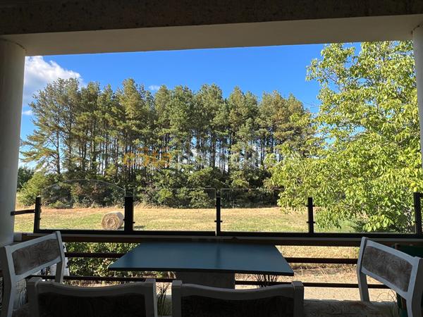 Vente
                Maison170 m² - 8 Pièces -
                    AIRE SUR L ADOUR (40800)