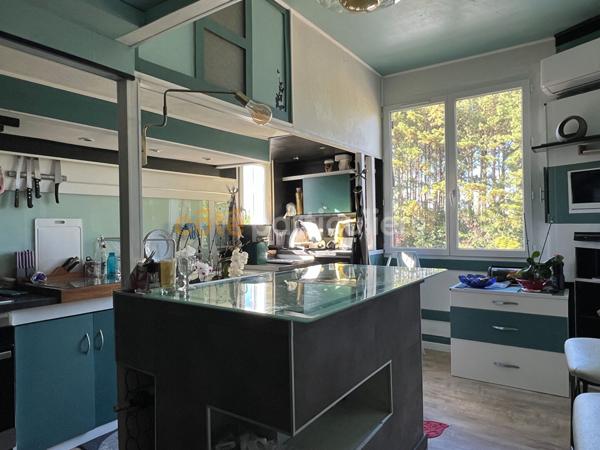 Vente
                Maison170 m² - 8 Pièces -
                    AIRE SUR L ADOUR (40800)