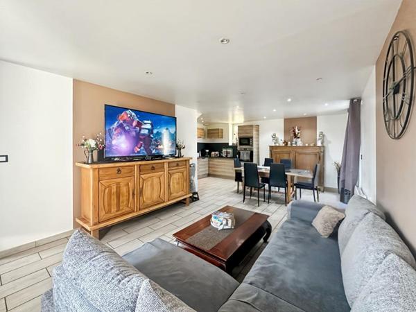 Le coup de coeur de Saint-Laurent est là ! Une maison pleine de charme où vos rêves prennent vie ! ??