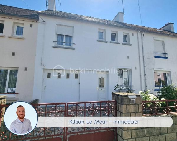 EXCLUSIVITÉ – KILLIAN LE MEUR - BSK IMMOBILIER 

Idéal premier achat.

📍 À proximité immédiate du centre-ville de Quimper, dans le quartier recherché du Moulin Vert.

Charmante maison rénovée comprenant :
• Rez-de-chaussée :  Une entrée, cuisine, une pièce de vie exposée plein Sud, bénéficiant d'une belle luminosité.
• Étage : 3 chambres (9,17m2 / 11m2 / 9,58m2), une salle d’eau et WC.

La maison dispose d’un garage et de combles aménageable d’environ 20m2.
Le tout sur une parcelle d’environ 150 m².


✅ Vous serez séduit par :
-Environnement calme
-Proximités immédiates des commodités et du centre-ville (commerces, écoles, bus…) 
-Un potentiel supplémentaire avec environ 20 m² de combles aménageables 

✅ Points techniques :
-PAC Viessmann récente
-Double vitrage PVC
-DPE : C, un bon niveau de performance énergétique

--- --- --- --- --- --- --- --- --- --- --- --- --- --- --- --- --- --- --- --- 
⭐ACCOMPAGNEMENT SUR MESURE
Vous souhaitez vendre votre bien ?
Contactez-moi. Evaluation OFFERTE sous 48h !

⭐VENTE IMMOBILIÈRE – Finistère Sud
Échangeons sur votre projet pour définir la meilleure stratégie de vente.

⭐APPORTEURS D'AFFAIRES
Vous connaissez quelqu'un qui souhaite vendre ?
Contactez-moi. Rémunération attractive !
--- --- --- --- --- --- --- --- --- --- --- --- --- --- --- --- --- --- --- ---