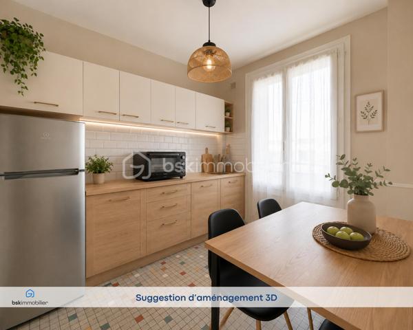 EXCLUSIVITÉ – KILLIAN LE MEUR - BSK IMMOBILIER 

Idéal premier achat.

📍 À proximité immédiate du centre-ville de Quimper, dans le quartier recherché du Moulin Vert.

Charmante maison rénovée comprenant :
• Rez-de-chaussée :  Une entrée, cuisine, une pièce de vie exposée plein Sud, bénéficiant d'une belle luminosité.
• Étage : 3 chambres (9,17m2 / 11m2 / 9,58m2), une salle d’eau et WC.

La maison dispose d’un garage et de combles aménageable d’environ 20m2.
Le tout sur une parcelle d’environ 150 m².


✅ Vous serez séduit par :
-Environnement calme
-Proximités immédiates des commodités et du centre-ville (commerces, écoles, bus…) 
-Un potentiel supplémentaire avec environ 20 m² de combles aménageables 

✅ Points techniques :
-PAC Viessmann récente
-Double vitrage PVC
-DPE : C, un bon niveau de performance énergétique

--- --- --- --- --- --- --- --- --- --- --- --- --- --- --- --- --- --- --- --- 
⭐ACCOMPAGNEMENT SUR MESURE
Vous souhaitez vendre votre bien ?
Contactez-moi. Evaluation OFFERTE sous 48h !

⭐VENTE IMMOBILIÈRE – Finistère Sud
Échangeons sur votre projet pour définir la meilleure stratégie de vente.

⭐APPORTEURS D'AFFAIRES
Vous connaissez quelqu'un qui souhaite vendre ?
Contactez-moi. Rémunération attractive !
--- --- --- --- --- --- --- --- --- --- --- --- --- --- --- --- --- --- --- ---