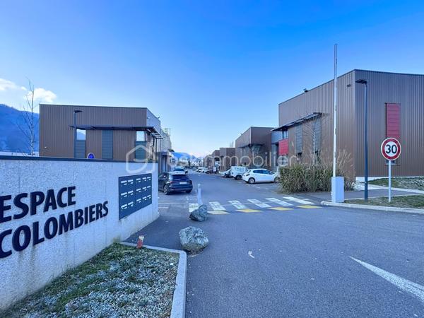 Local d'activités de 341 m²