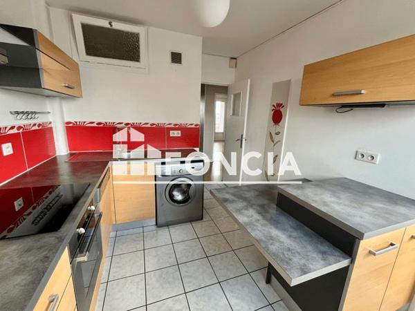 Location Appartement 4 pièces 67 m² - 8 RUE PIERRE ASTIER Limoges 87000