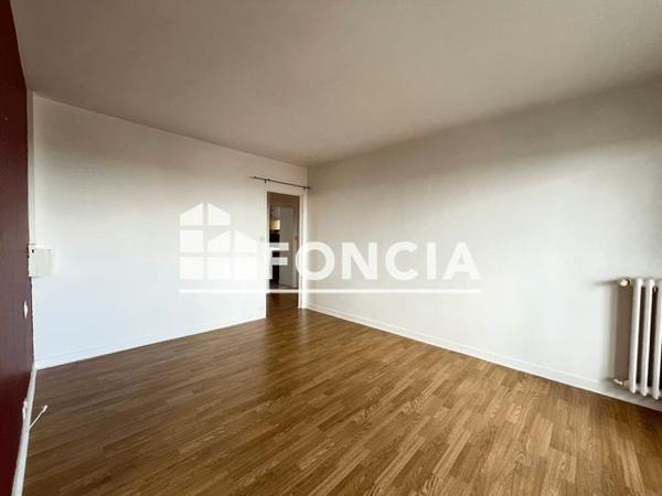 Location Appartement 4 pièces 67 m² - 8 RUE PIERRE ASTIER Limoges 87000