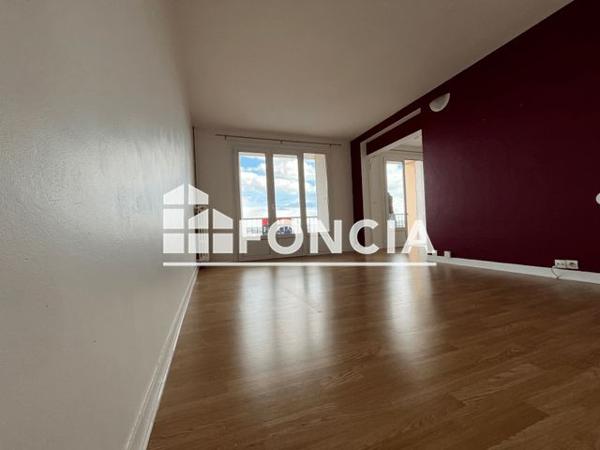 Location Appartement 4 pièces 67 m² - 8 RUE PIERRE ASTIER Limoges 87000