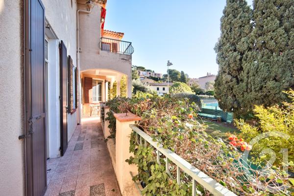 Maison à vendre  8 pièces - 159 m2 VILLEFRANCHE SUR MER - 06