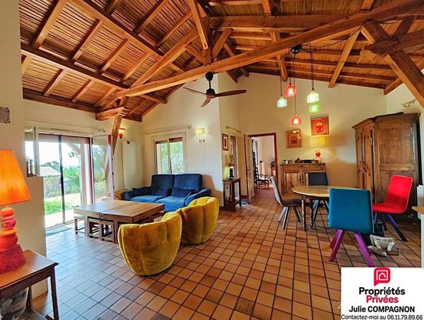 Maison d'architecte 130 m² - 5 chambres - double garage et jardin
