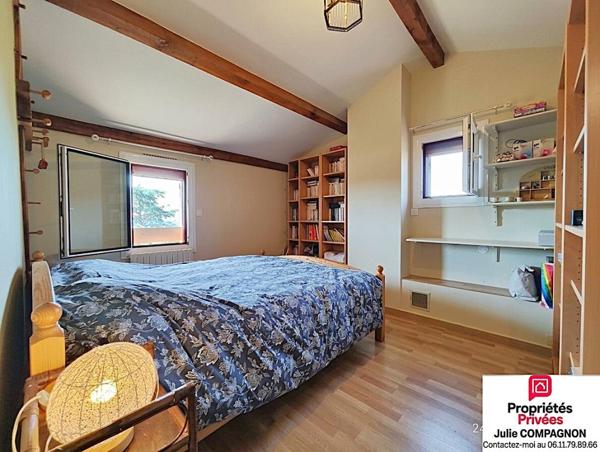 Maison d'architecte 130 m² - 5 chambres - double garage et jardin