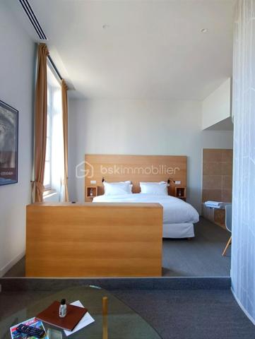 Maison de 650 m²