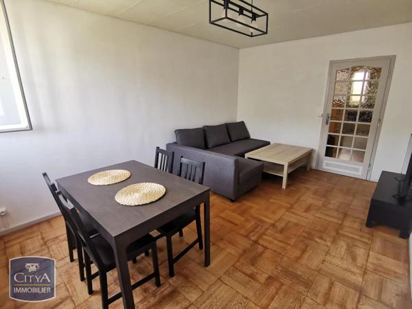 Appartement à louer 4 pièces 73.11m² Saint-Étienne (42100)