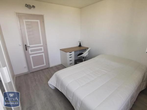 Appartement à louer 4 pièces 73.11m² Saint-Étienne (42100)
