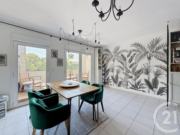 Appartement T2 à vendre  2 pièces - 44,80 m 2   BORDEAUX  - 33