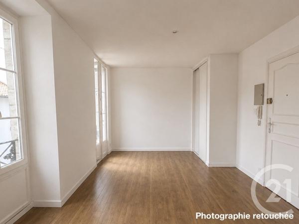 Appartement F2 à vendre  2 pièces - 34 m 2   HENDAYE  - 64