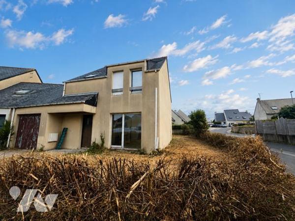 PLOUZANÉ - Maison 95m² - 3 chambres - terrain 370m²