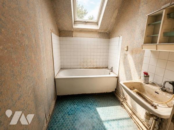 PLOUZANÉ - Maison 95m² - 3 chambres - terrain 370m²