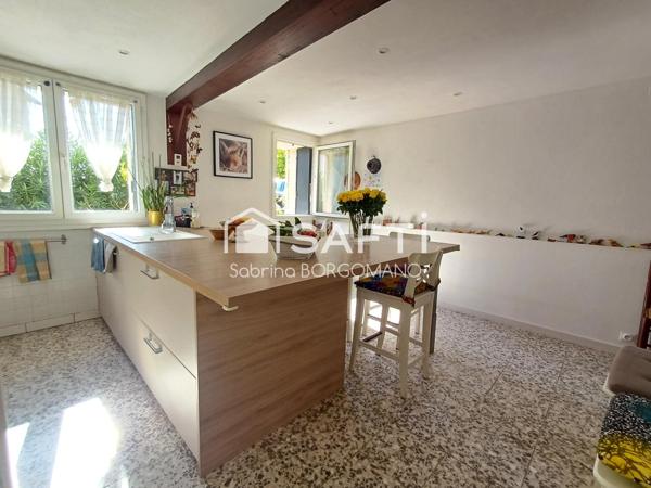 Maison de village authentique à Puygouzon