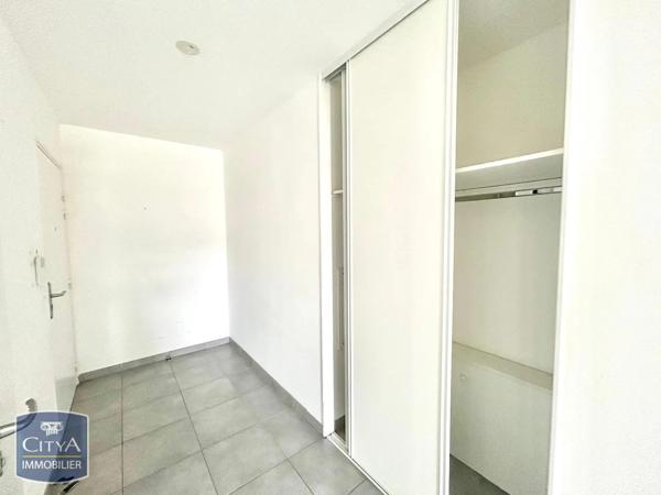 Appartement à louer 3 pièces 69.88m² Voiron (38500)