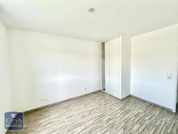 Appartement à louer 3 pièces 69.88m² Voiron (38500)
