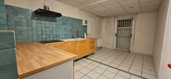 Local commercial , Sisteron