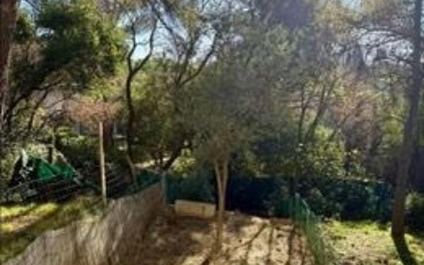 Appartement à louer    1 pièce •  Nîmes