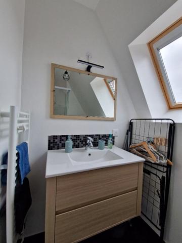 SEZANNE CENTRE VILLE - STUDIO MEUBLE