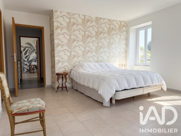 Maison à vendre 8 pièces 214 m² Gensac-la-Pallue