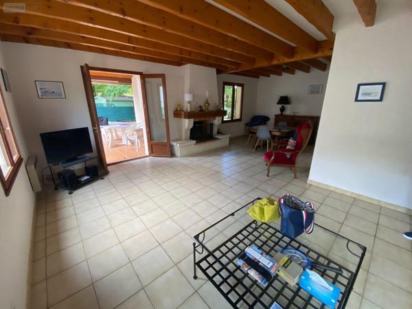 Maison individuelle à vendre à Lège-Cap-Ferret en Gironde (33950), ref : 032/1628   
Centre