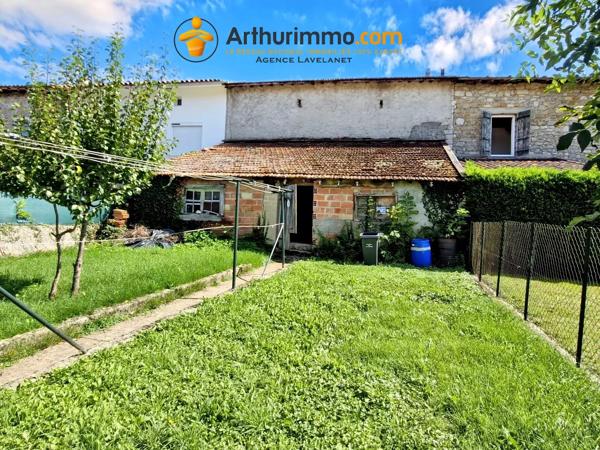 Vente                                                      Maison de village
                        
                     3 pièces                      88 m2                     à Bélesta