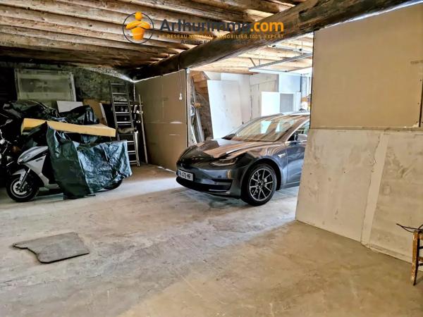 Vente                                                      Maison de village
                        
                     3 pièces                      88 m2                     à Bélesta