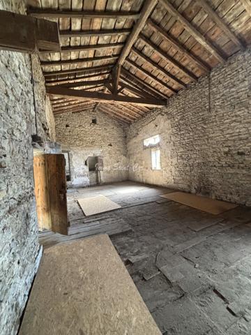 Maison 9 pièce(s) 6 chambre(s) 265 m²