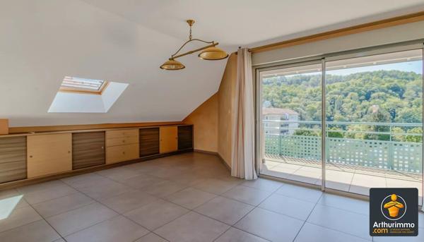 Vente Appartement 5 pièces 123 m2 à Bellegarde-sur-Valserine