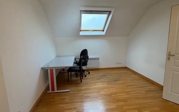 Appartement à louer    1 pièce • 20,90 m2 Saclay