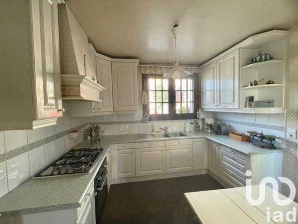 Maison 6 pièces de 102 m² à Château-Thierry (02400)
