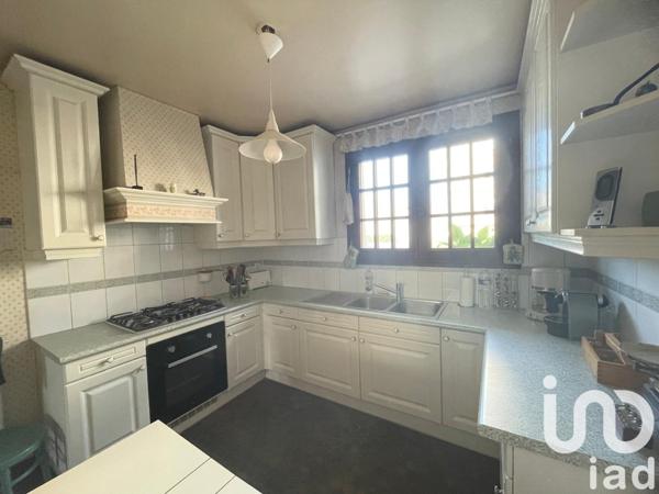 Maison 6 pièces de 102 m² à Château-Thierry (02400)